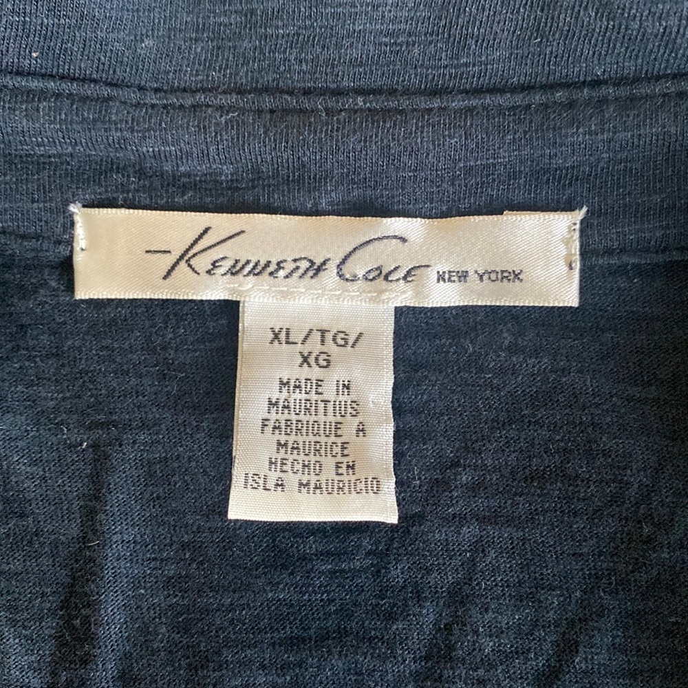 Kenneth Cole lightweight polo shirt - Picture 2 of 2